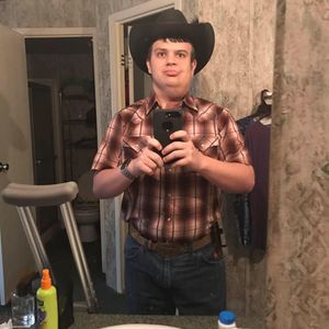 Meet your Posher, Dylan